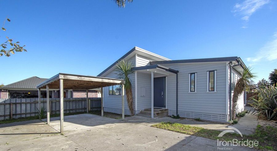  at 439 Bower Avenue, Parklands, Christchurch