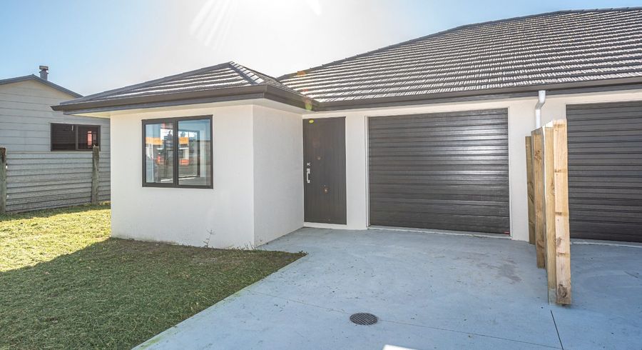  at 6 Cross Street, Castlecliff, Whanganui, Manawatu / Whanganui