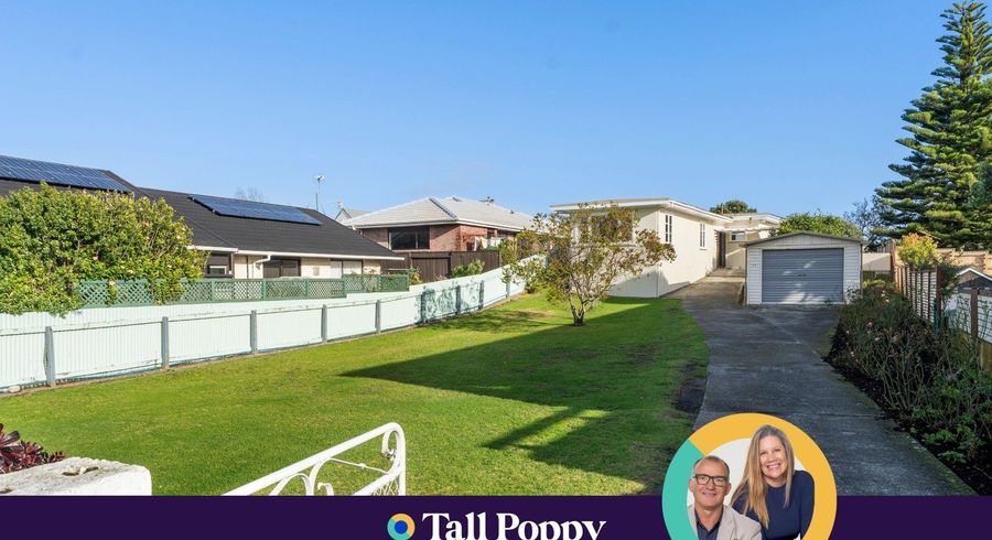 at 44 Bluegum Road, Paraparaumu Beach, Kapiti Coast, Wellington