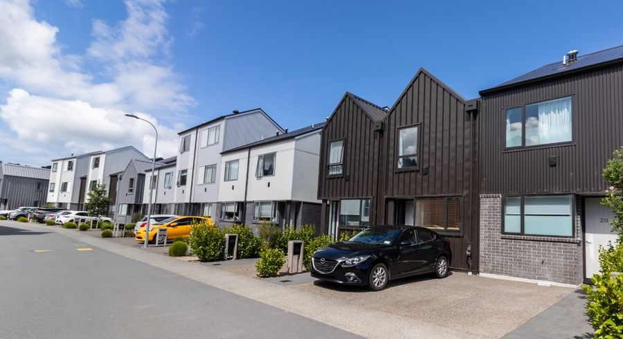  at 22 Ara Paiwhenua, Tawa, Wellington, Wellington