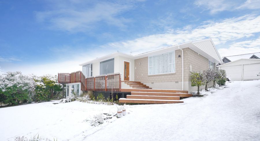  at 6 Madeley Road, Mount Pleasant, Christchurch City, Canterbury