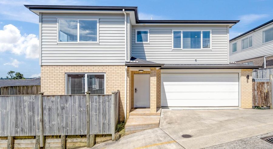  at 5 Griffstan Lane, Howick, Manukau City, Auckland