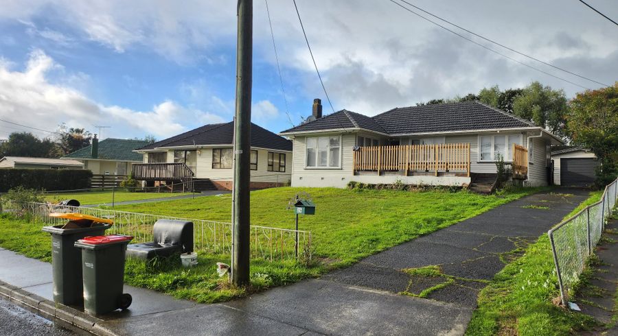  at 26 Wilsher Crescent, Henderson, Waitakere City, Auckland