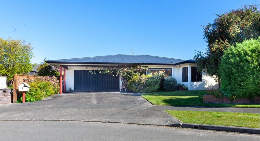  at 6 Bishops Close, Greenmeadows, Napier