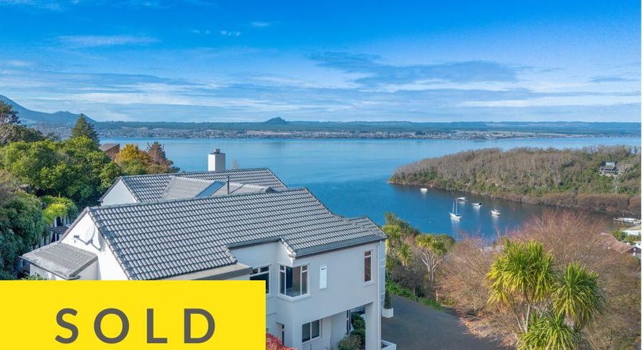  at 27 Te Urunga Place, Acacia Bay, Taupo