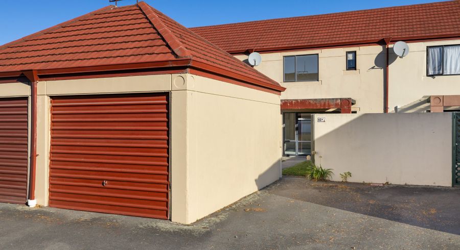  at 8/42 Stanmore Road, Phillipstown, Christchurch City, Canterbury