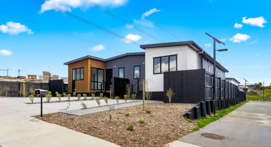  at 214/30 Long George Drive, Totara Park, Manukau City, Auckland