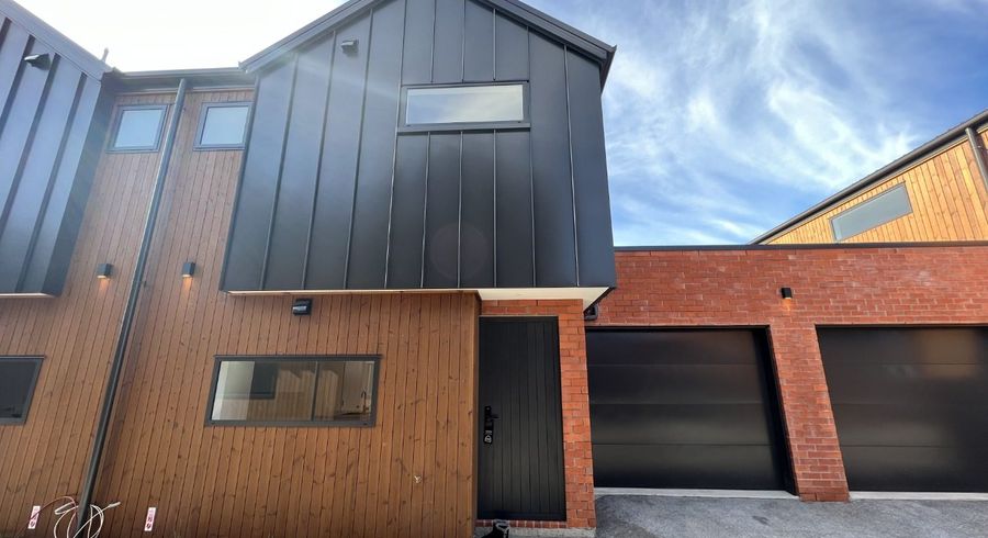  at 2/389 Armagh Street, Linwood, Christchurch City, Canterbury