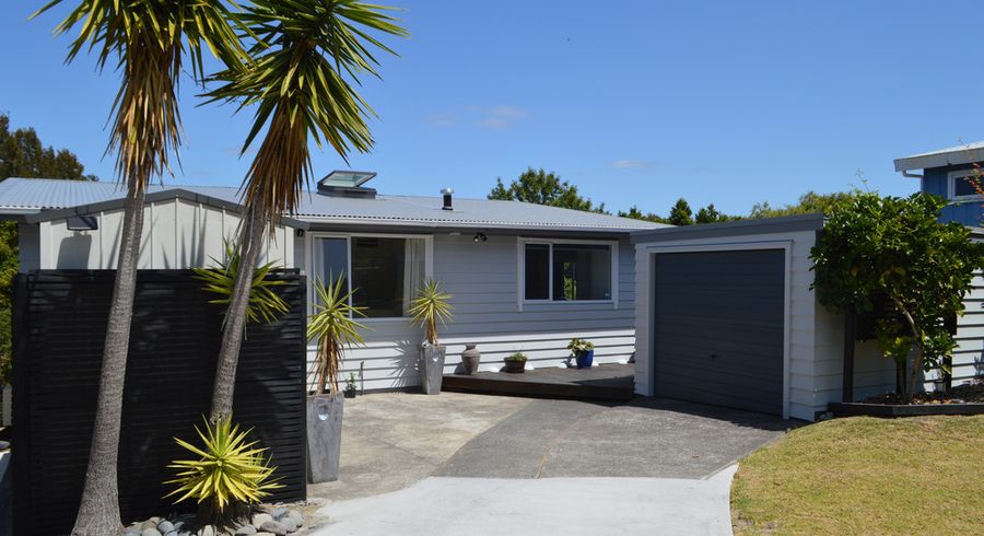  at 15 John Road, Stanmore Bay, Whangaparaoa