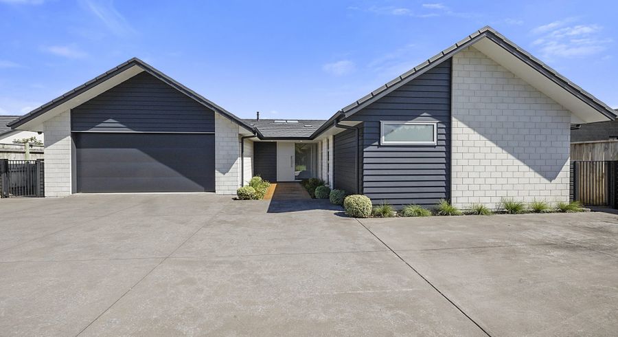  at 7 Tupare Place, Highlands Park, New Plymouth, Taranaki