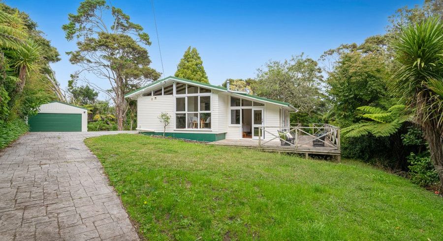  at 1/24 Albany Highway, Greenhithe, North Shore City, Auckland