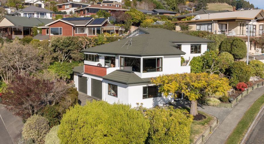  at 21 Eversley  Terrace, Richmond, Tasman, Nelson / Tasman