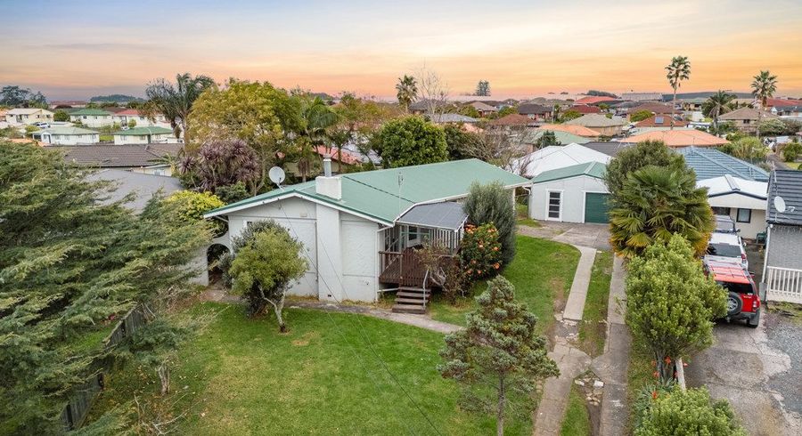 at 19 Plumley Crescent, Mangere, Manukau City, Auckland