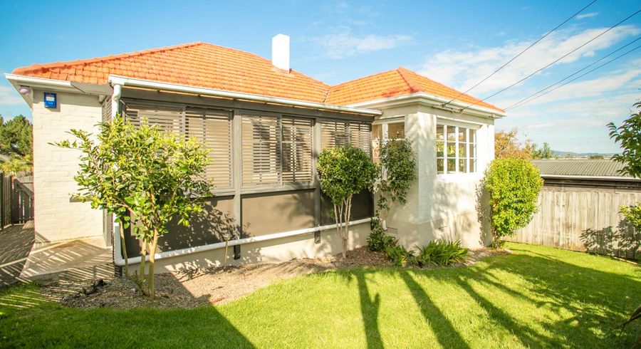  at 30 Fairlands Avenue, Waterview, Auckland