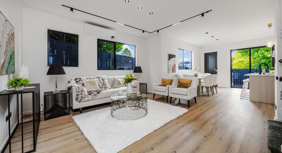  at 1/6 Broadview Place, Howick, Manukau City, Auckland