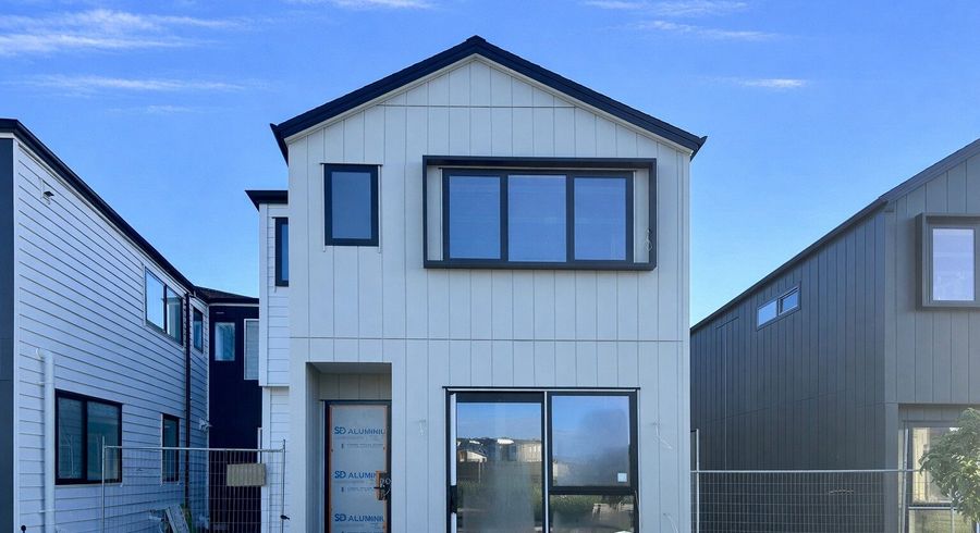  at 4 Honohono Avenue, Milldale, Rodney, Auckland