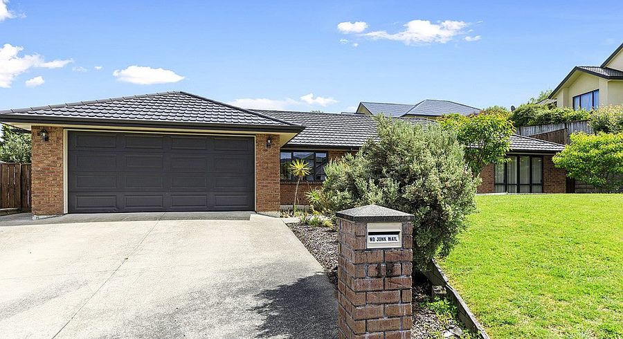  at 15 Kirton Drive, Riverstone Terraces, Upper Hutt