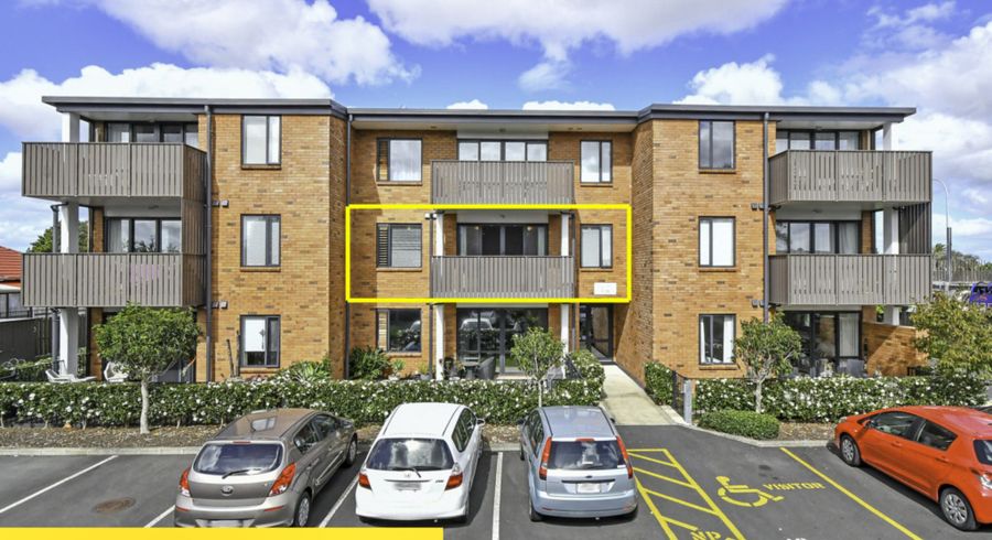  at 10b/128 St George Street, Papatoetoe, Manukau City, Auckland