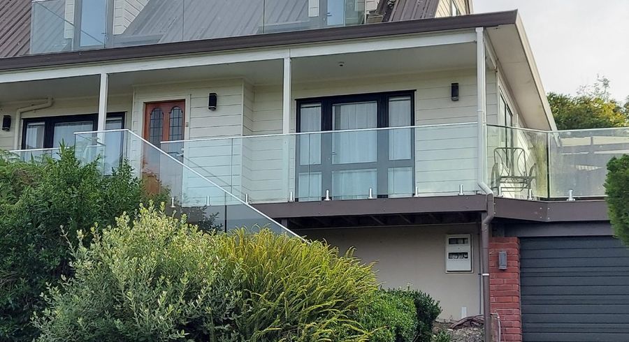  at 15 Van Dyke Pl, West Harbour, Waitakere City, Auckland