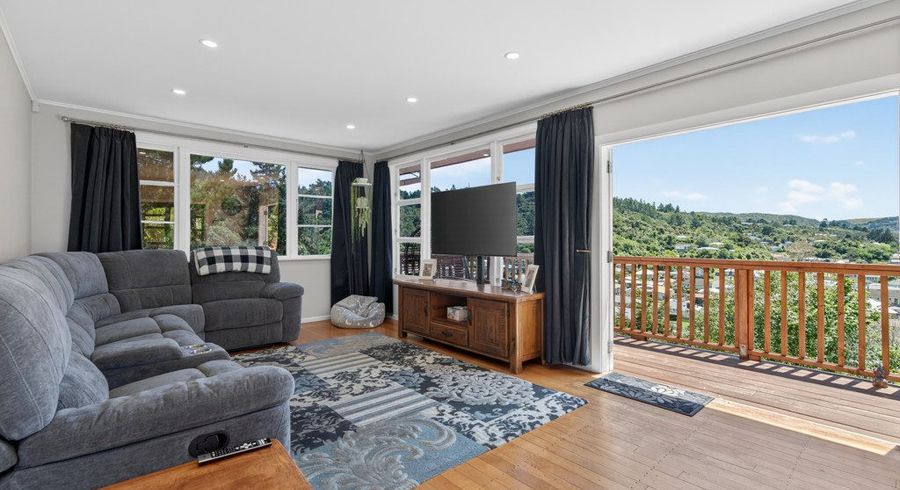  at 15 Thomson Grove, Stokes Valley, Lower Hutt, Wellington