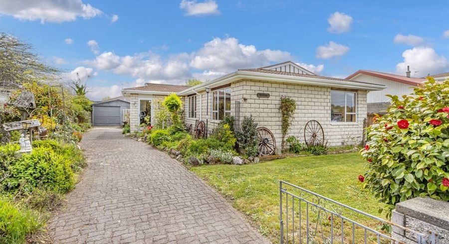  at 6 Sequoia Place, Parklands, Christchurch City, Canterbury