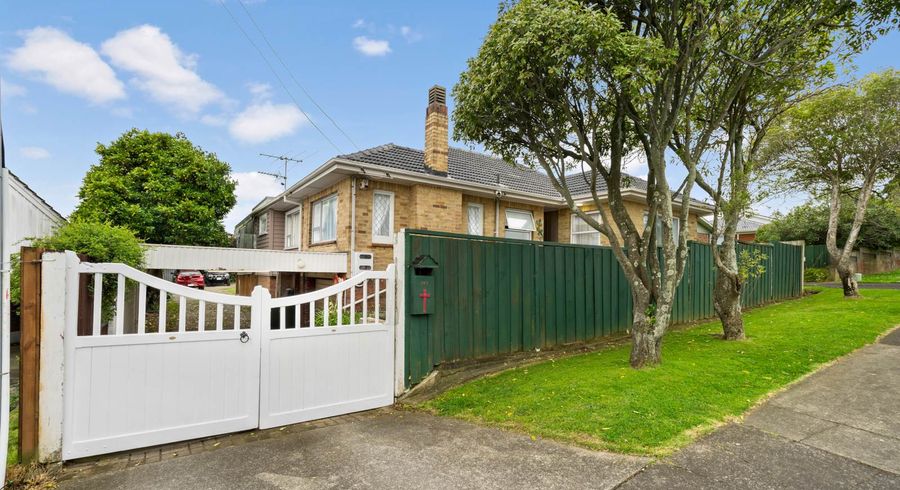 at 676 Pakuranga Road, Howick, Auckland