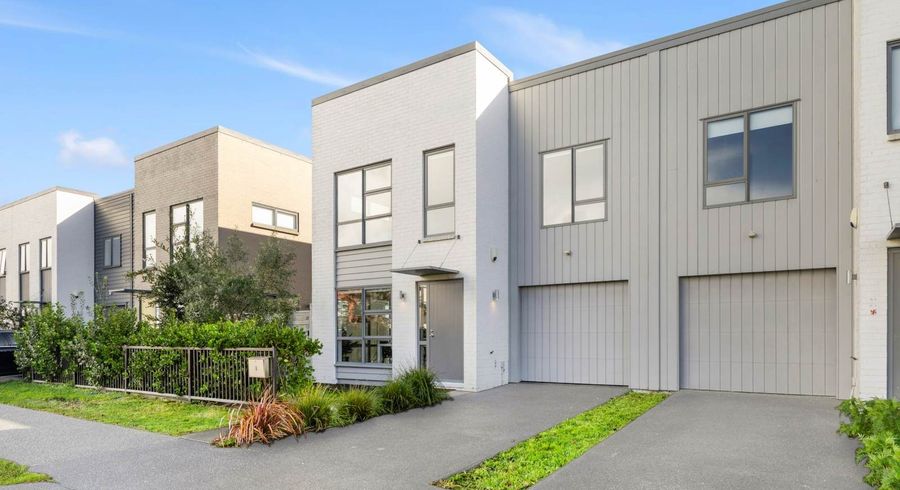  at 11 Nganui Avenue, Conifer Grove, Papakura, Auckland