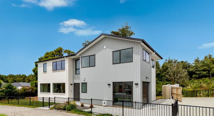  at 27 Tannaghmore Drive, Flat Bush, Manukau City, Auckland