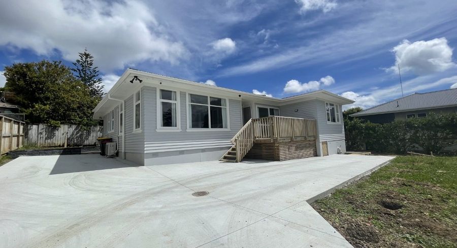  at 4 Chapman Road, Te Atatu Peninsula, Waitakere City, Auckland