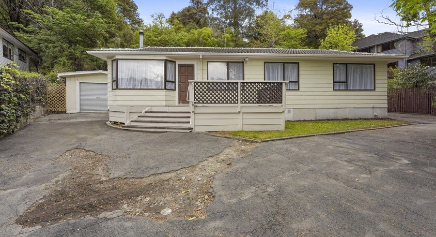  at 20 Amber Grove, Birchville, Upper Hutt
