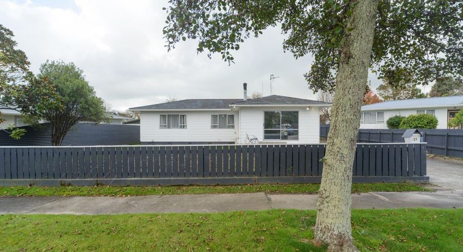  at 27 Pinedale Parade, Milson, Palmerston North