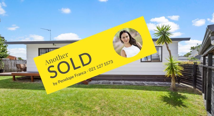  at 2/18 Aurea Avenue, Pakuranga, Auckland