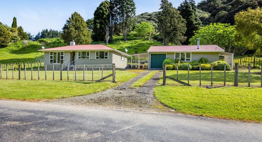  at 48A-B Whangamomona Road, Stratford East, Stratford, Taranaki