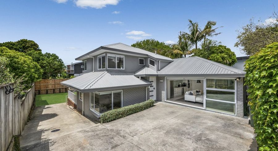  at 2/34 Howe Street, Howick, Manukau City, Auckland
