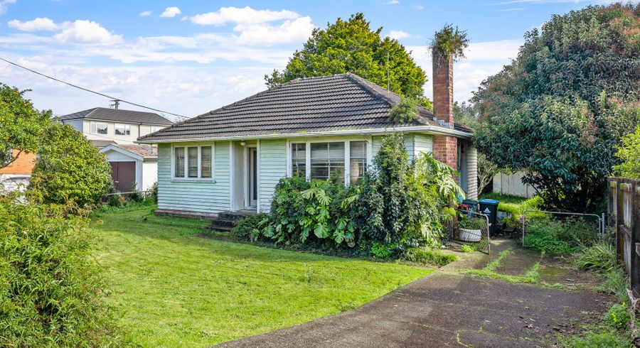  at 4 Norrie Avenue, Mount Albert, Auckland