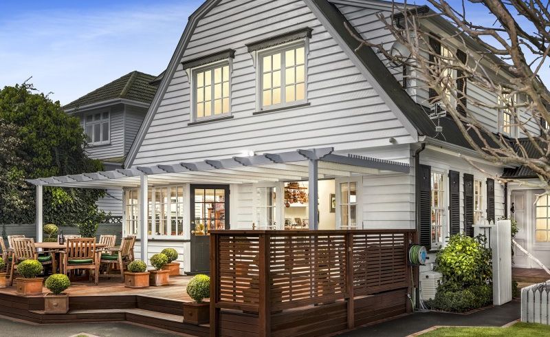  at 7 Glen Iris Grove, Woburn, Lower Hutt