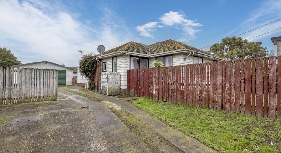  at 85 Owles Terrace, New Brighton, Christchurch