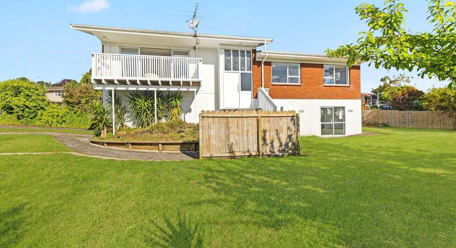  at 2 April Place, Red Hill, Papakura