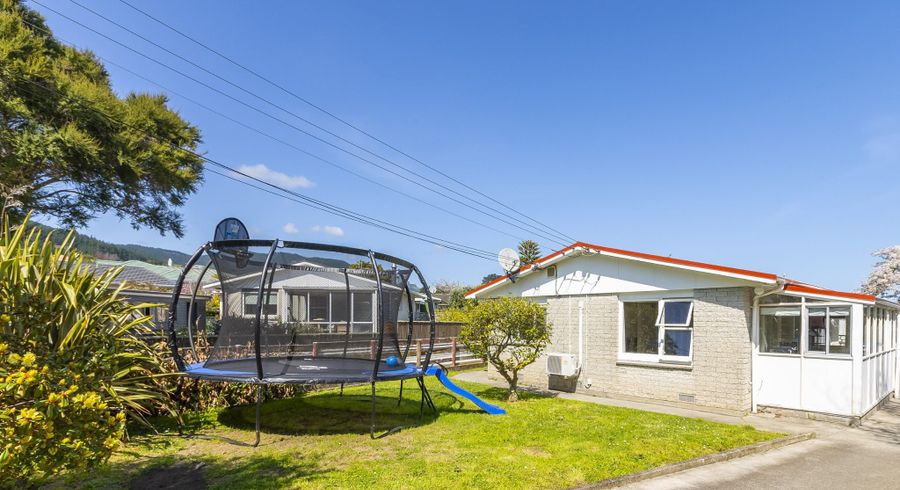  at 4B Te Uruhi Grove, Paraparaumu