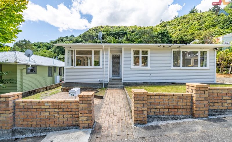  at 18 Holmes Grove, Naenae, Lower Hutt