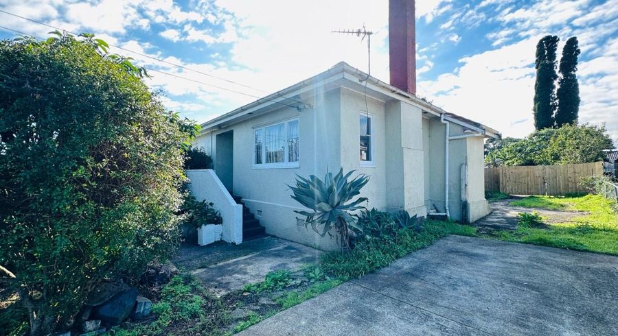  at 39 Cambridge Terrace, Papatoetoe, Manukau City, Auckland
