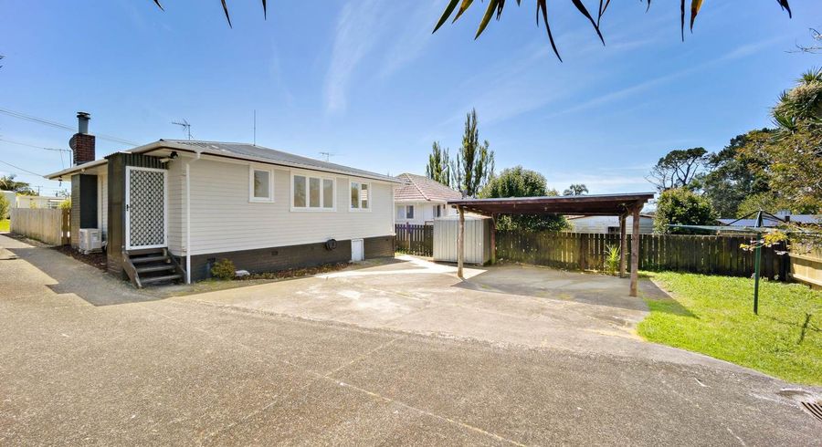  at 13 Bedford Street, Te Atatu South, Waitakere City, Auckland