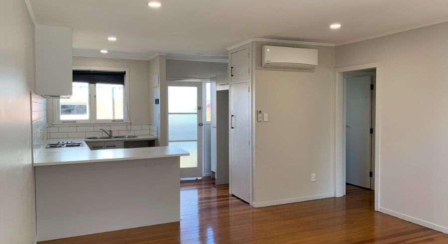  at 4/179 River Road, Hamilton East, Hamilton