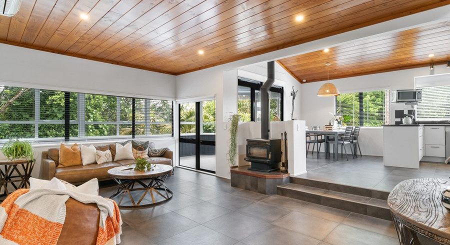  at 2/51 John Gill Road, Shelly Park, Manukau City, Auckland