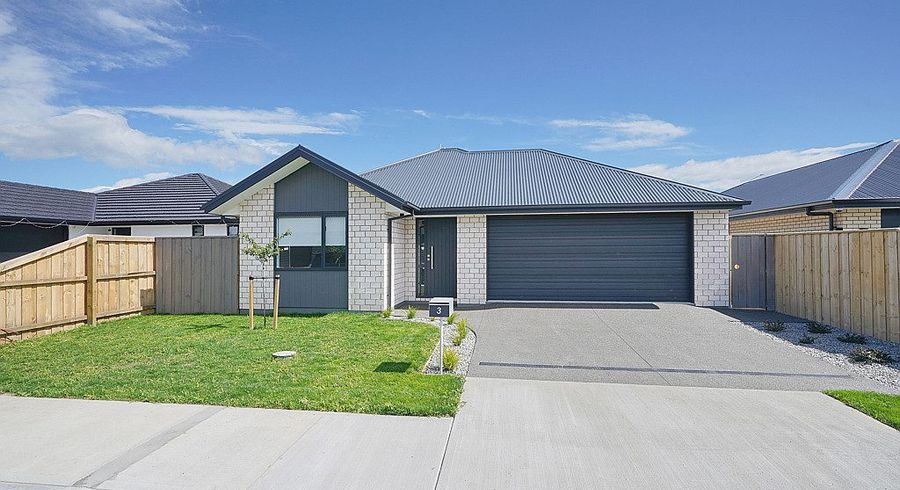  at 3 Witte Street, Woodend, Woodend