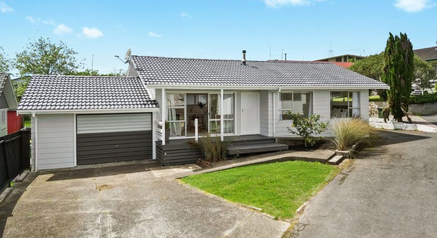  at 12A Madison Place, Dinsdale, Hamilton, Waikato