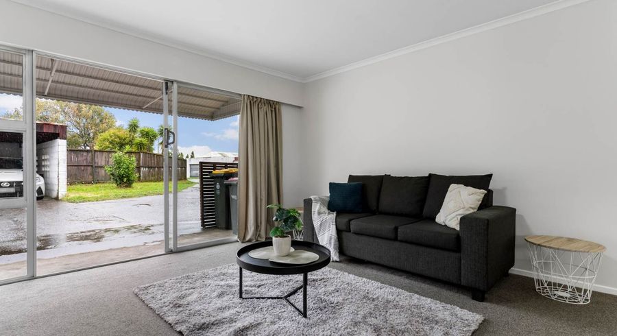  at 2/167 Shirley Road, Papatoetoe, Manukau City, Auckland
