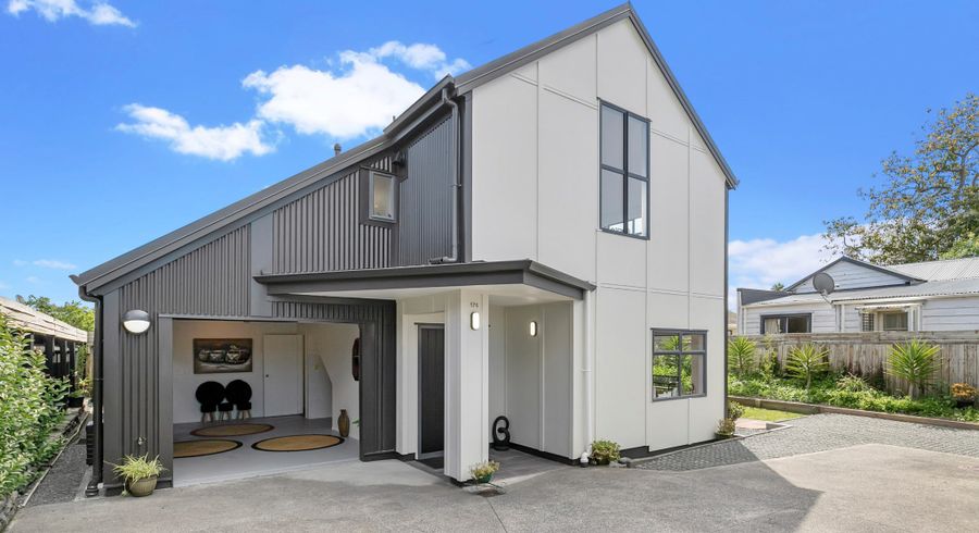  at 176 Rosebank Road, Avondale, Auckland