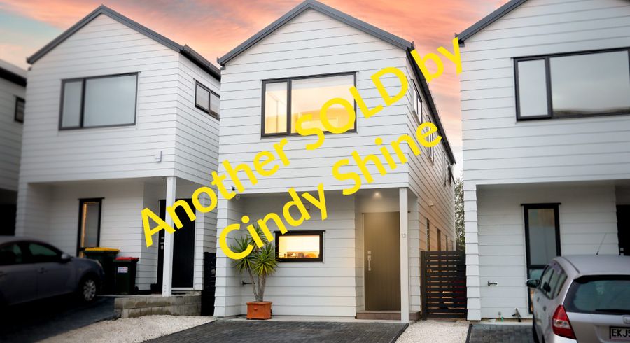  at 12 Mata Lane, Stanmore Bay, Whangaparaoa