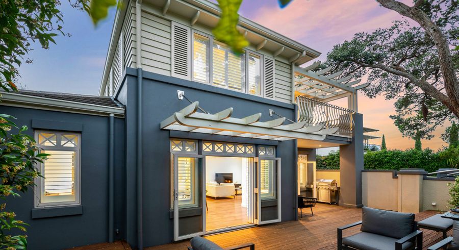  at 270 Hurstmere Road, Takapuna, North Shore City, Auckland